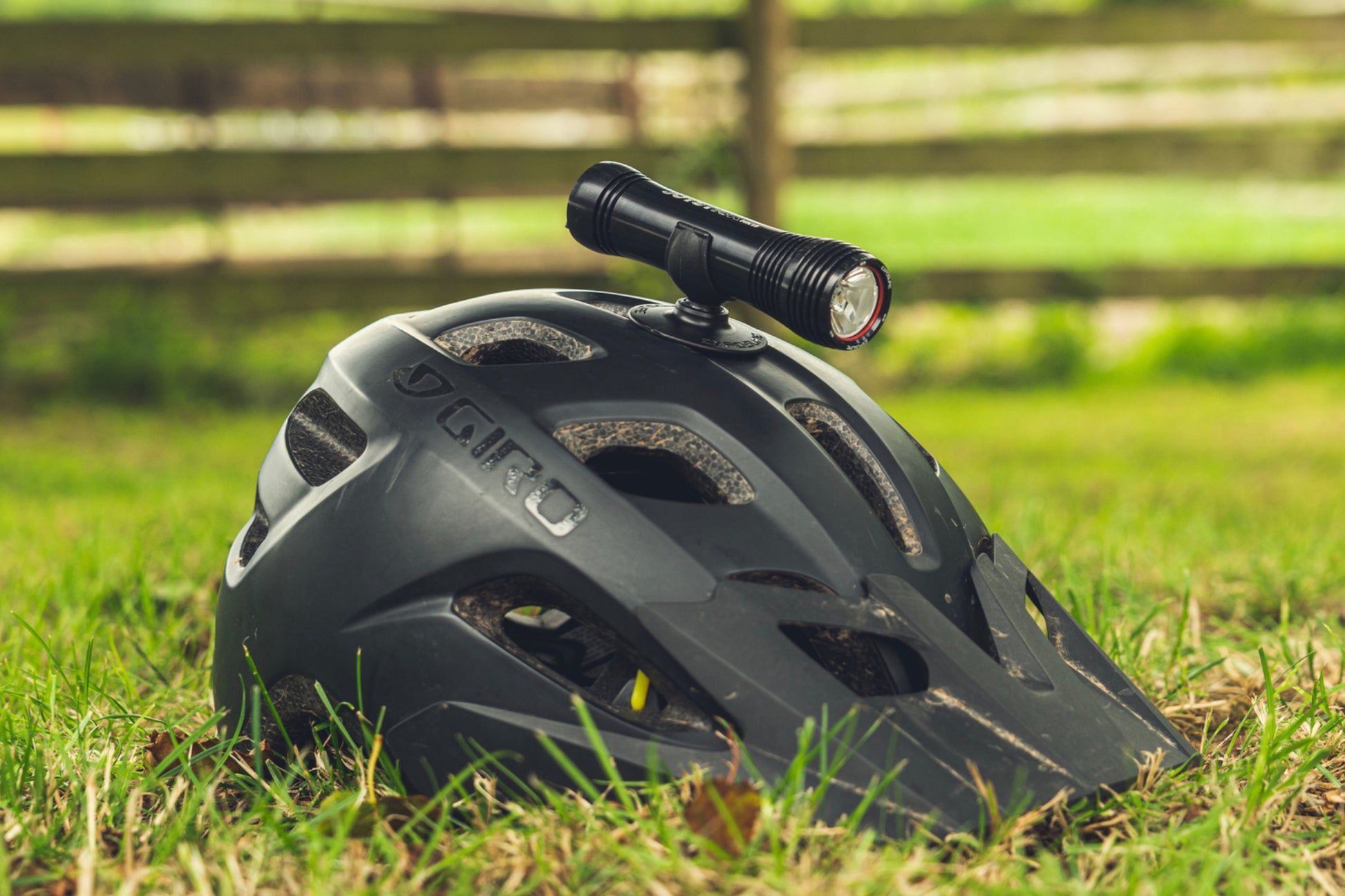 Exposure Lights Axis MK8 w Helmet & HB Mount w Tap Technology