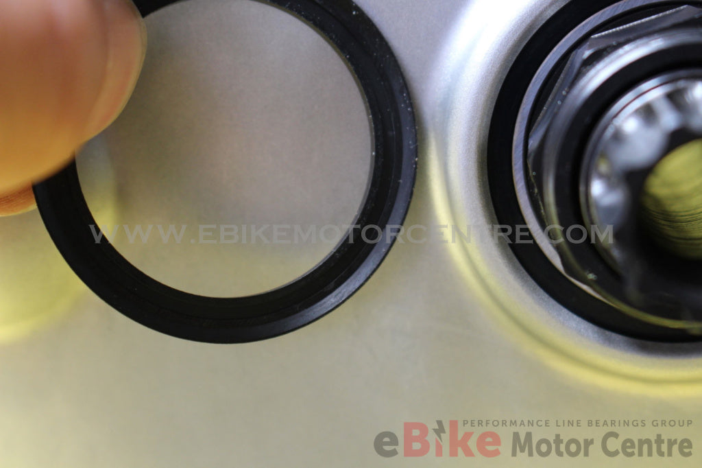 Brose Right Hand Cranksaft Bearing Seal (Fits All Brose Motors)